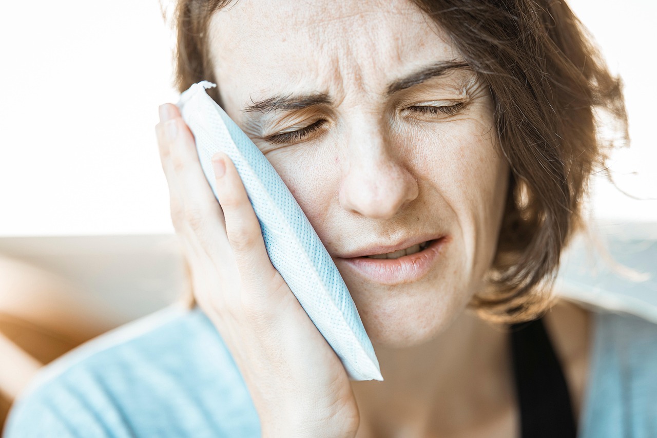 ontdek alles over mondgezondheid: tips voor een stralende glimlach, preventie van tandproblemen en het belang van een goede mondhygiëne voor je algehele gezondheid.